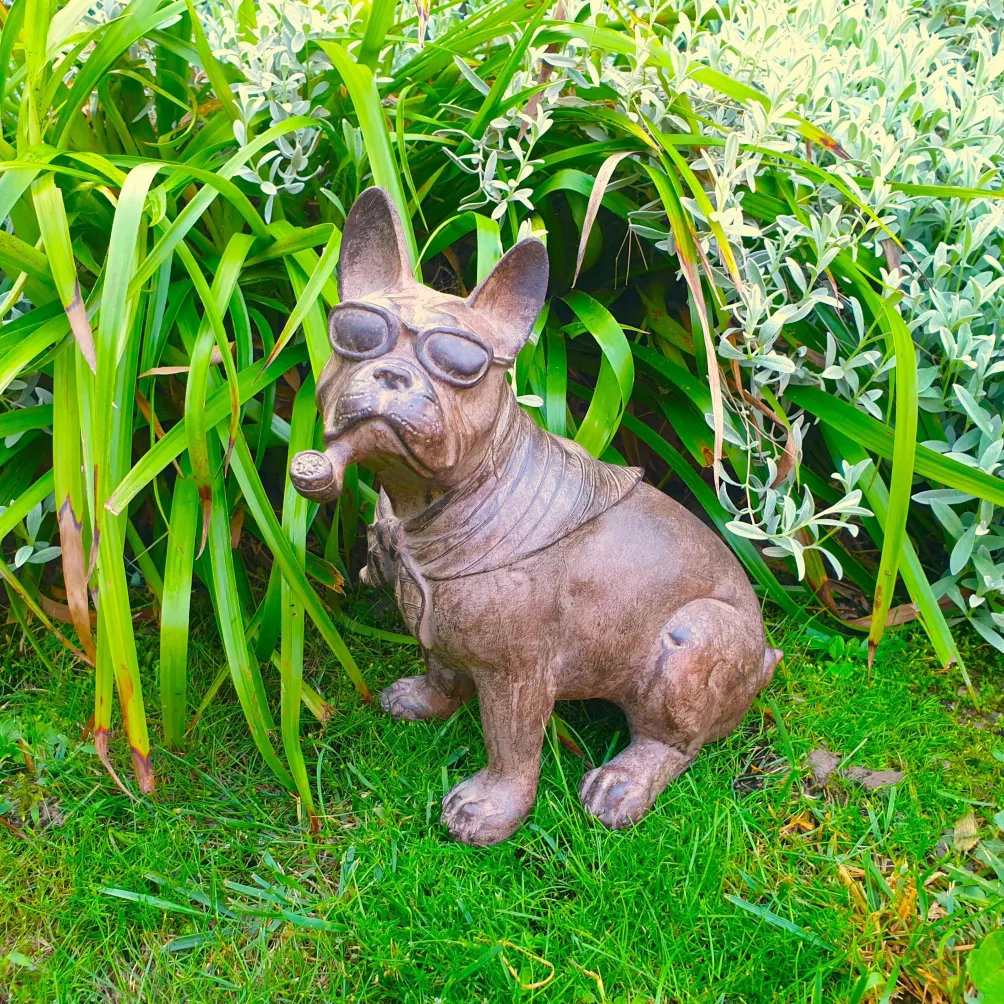 Deko Figur Bulldogge "Brille und Pfeife"